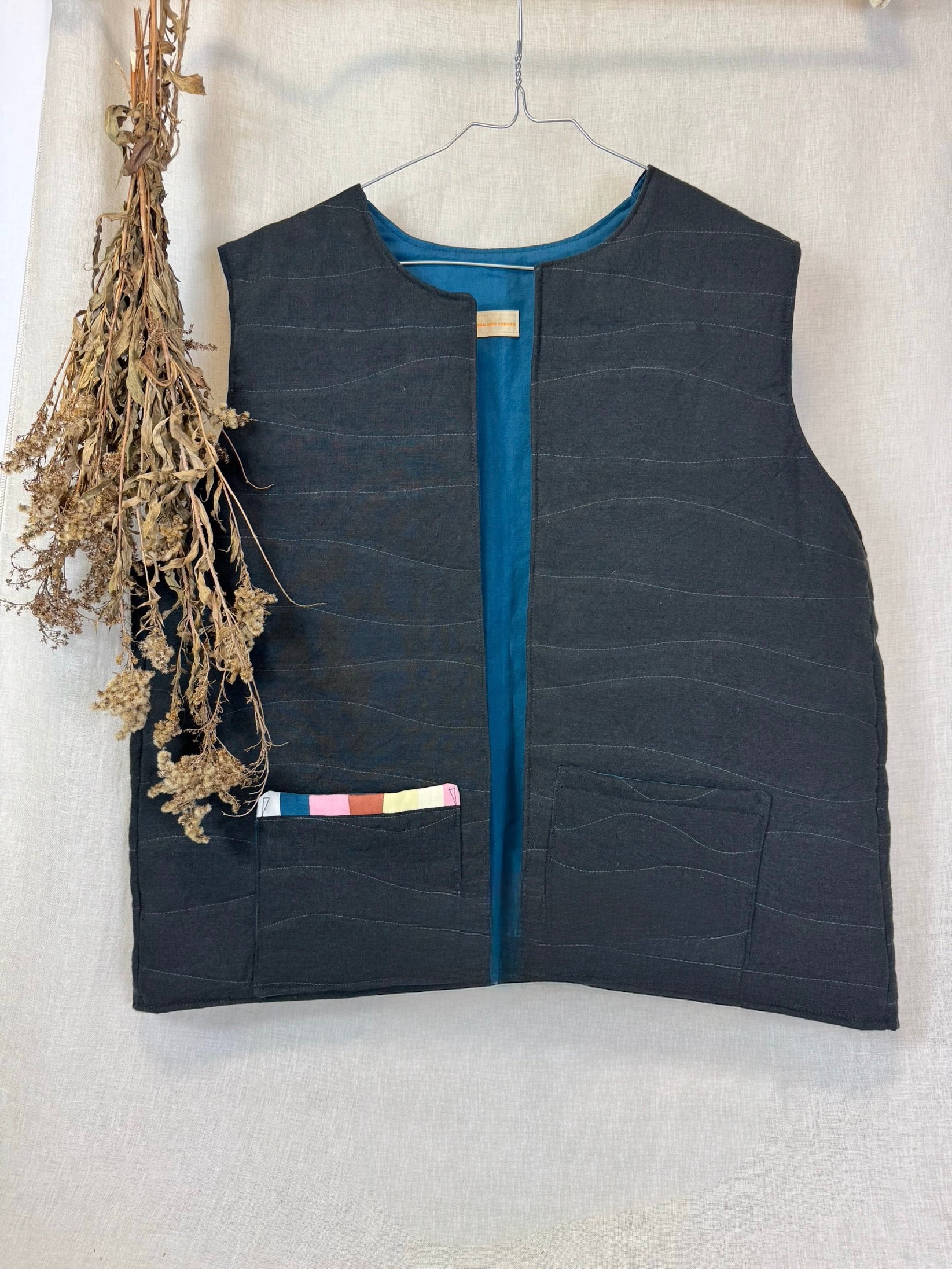 STRIBE VEST 9