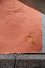 KVINDETEGN TØRKLÆDE 4