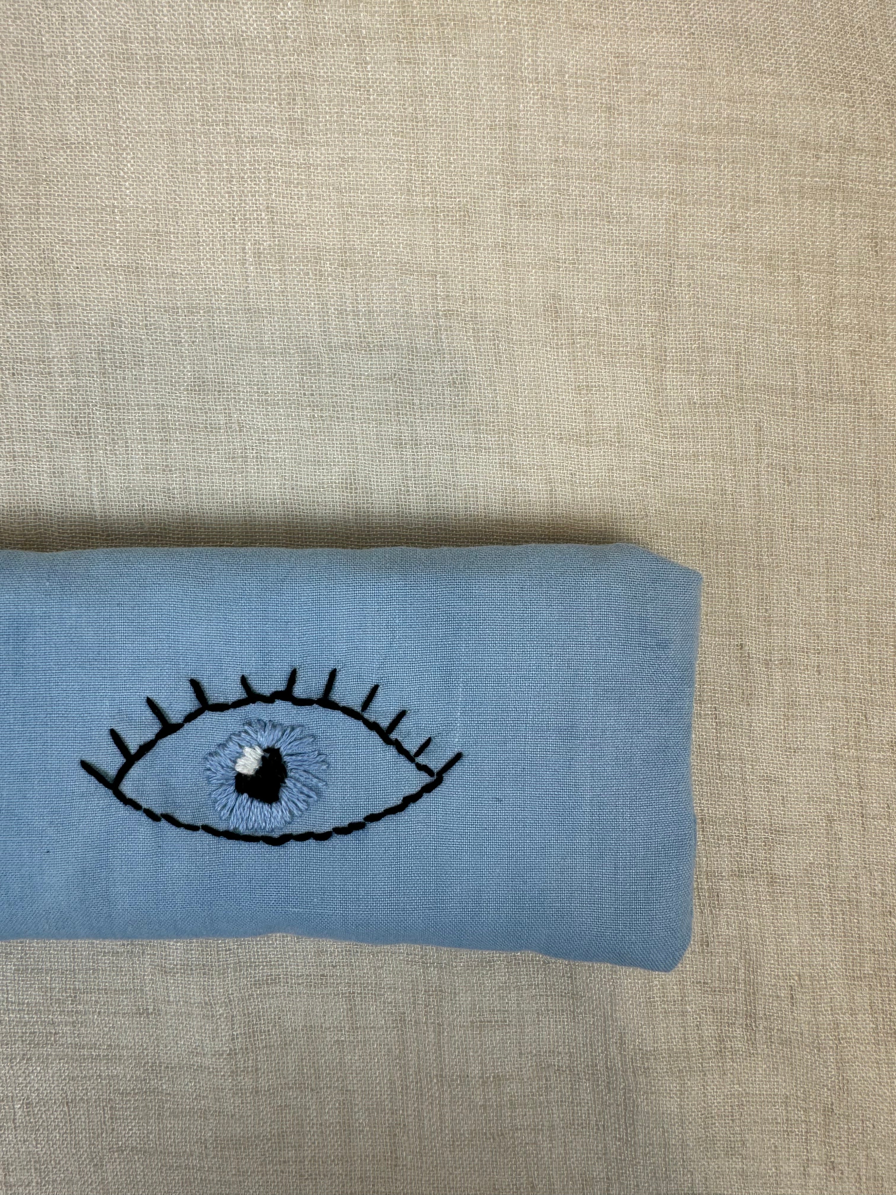 EYE Pillow 81