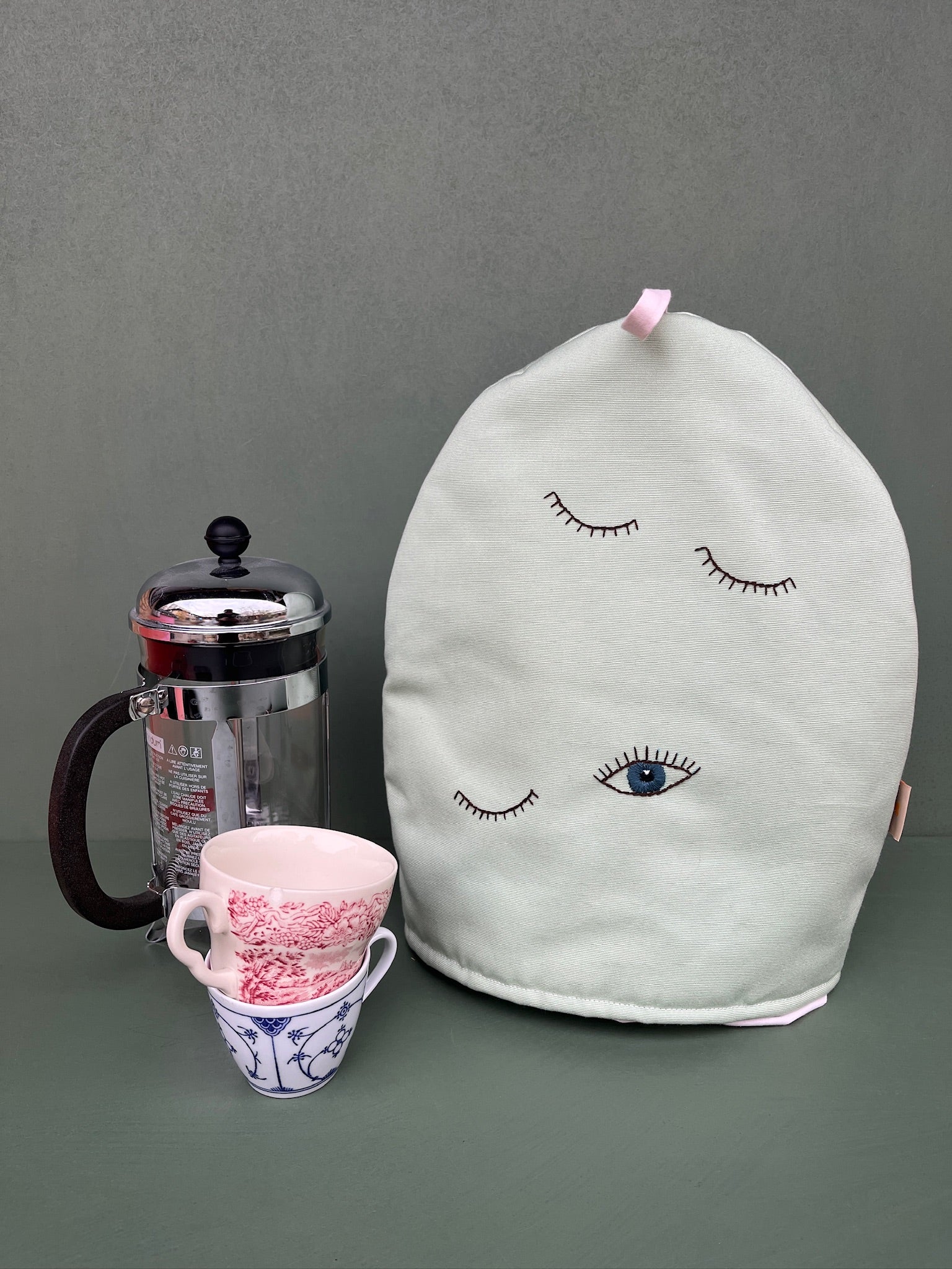 BRODERI  KAFFEHÆTTE  16