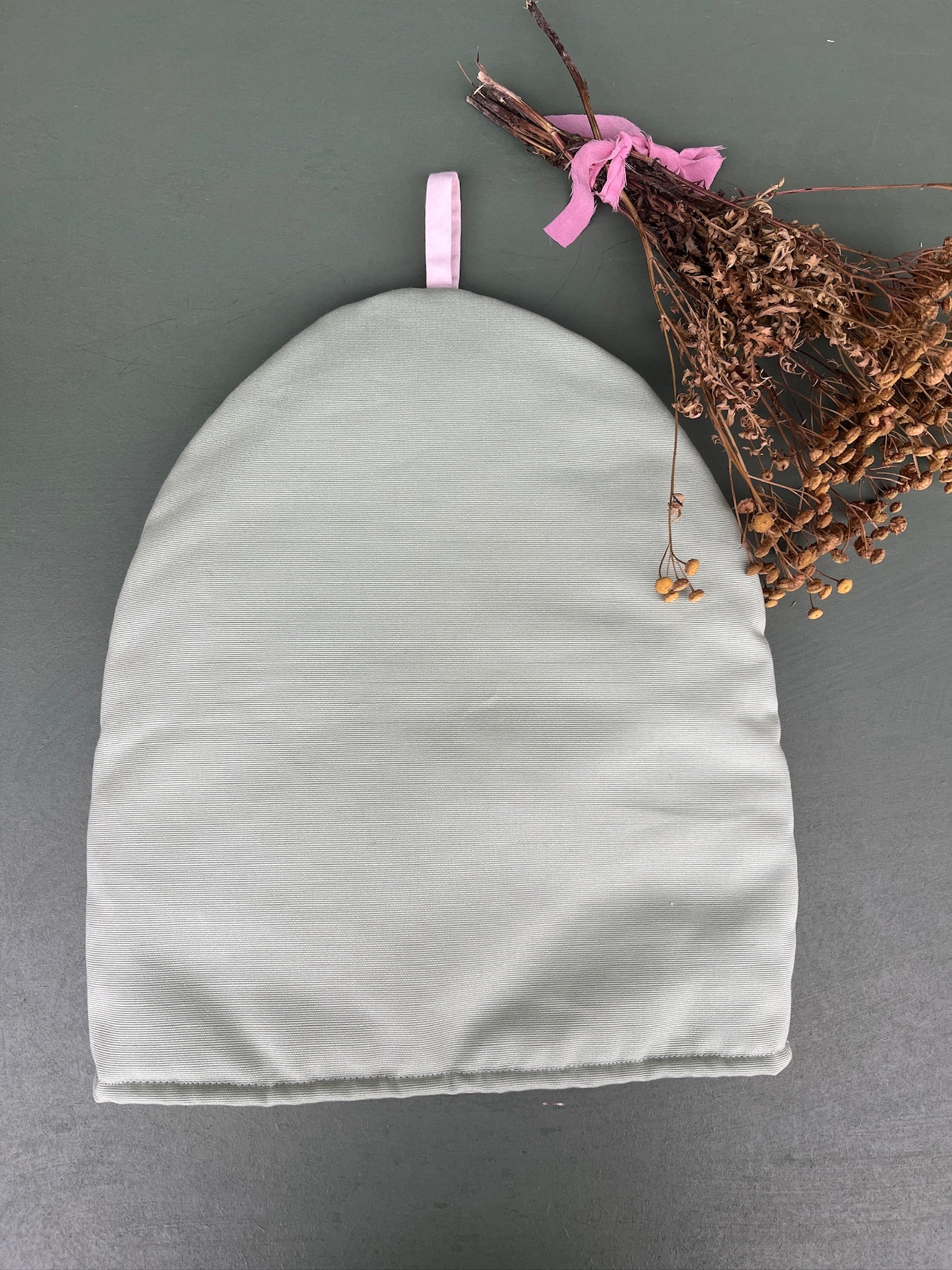 BRODERI  KAFFEHÆTTE  16