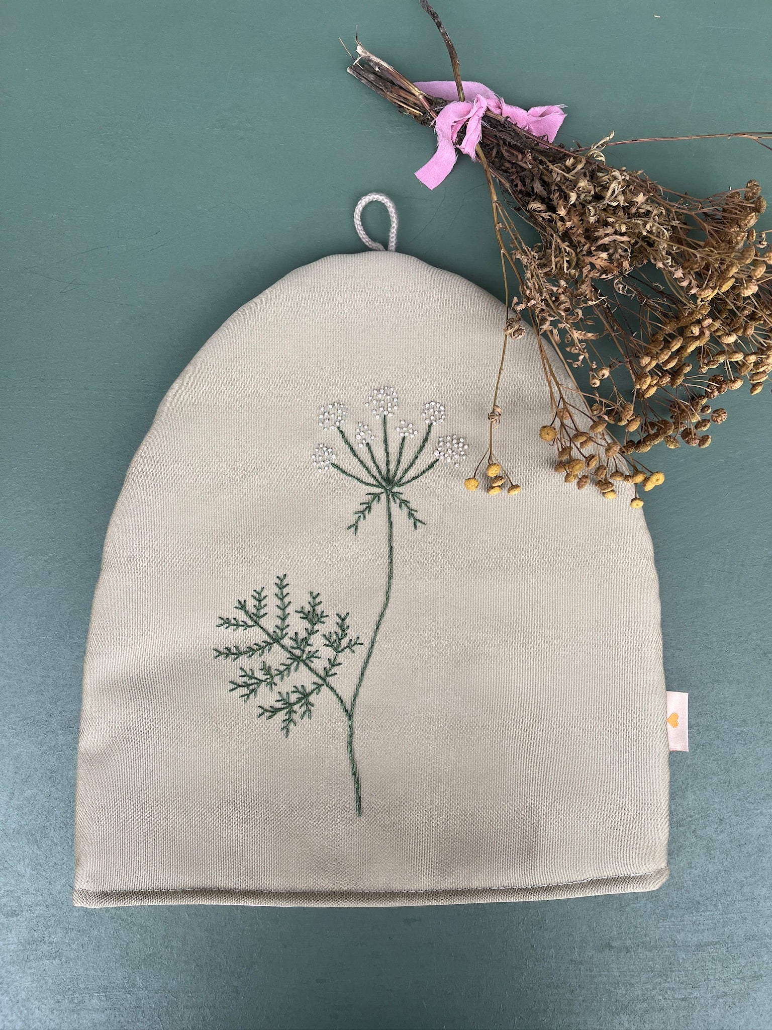 BRODERI KAFFEHÆTTE 15