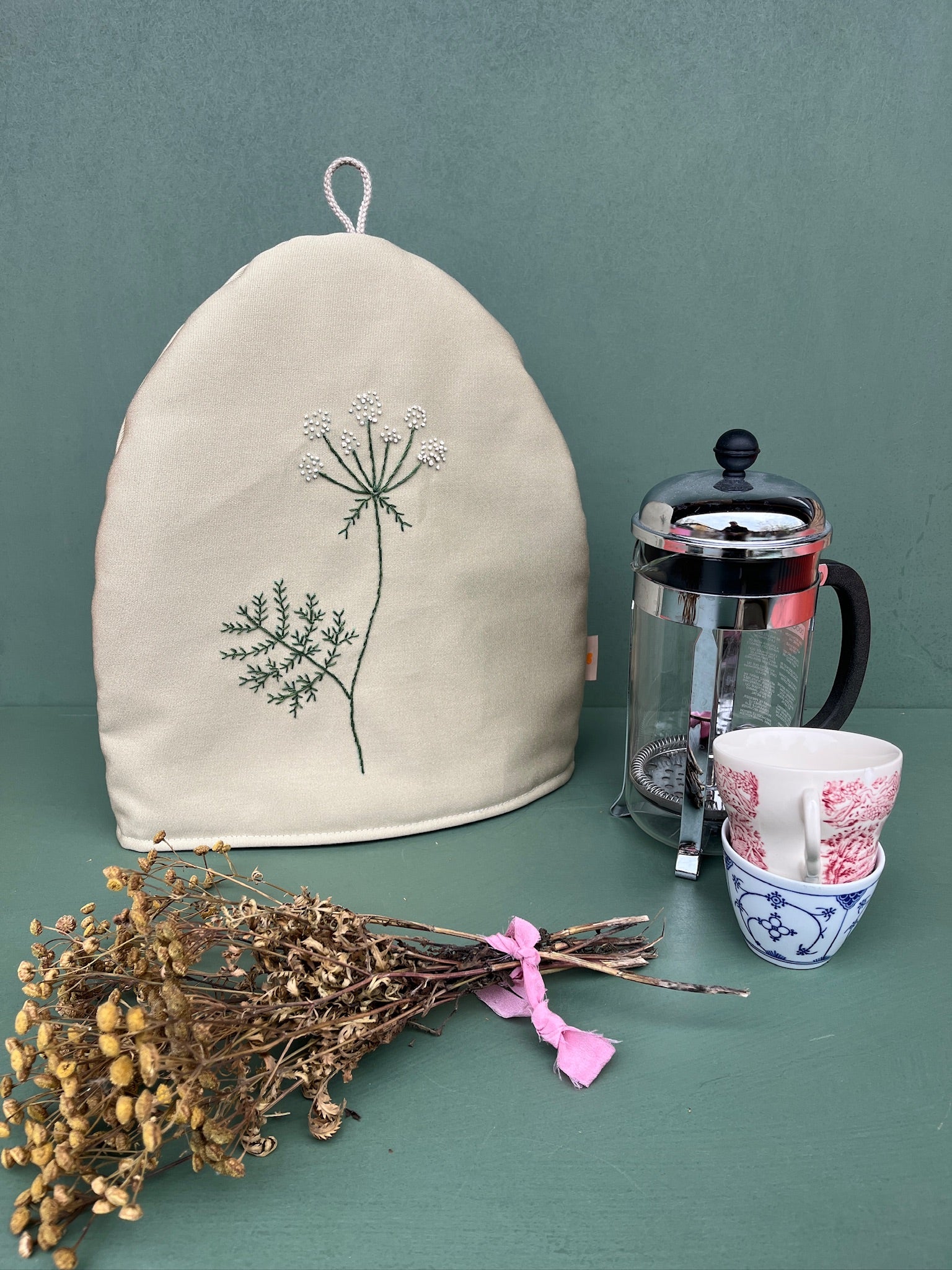 BRODERI KAFFEHÆTTE 15